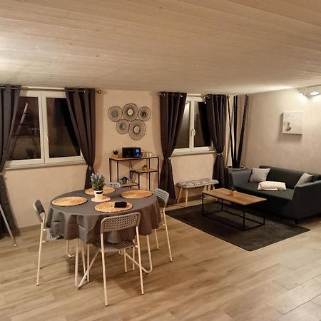 Cozycocoon Appartement Parcey Kültér fotó